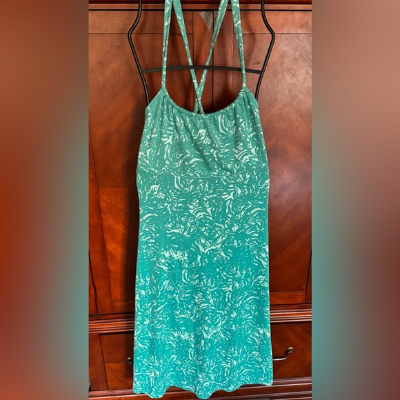 North Face dress - Picture 1 of 3